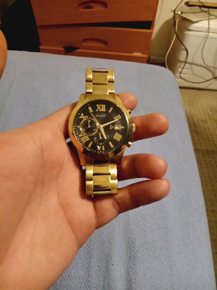 Guess Watch (Gold Color)