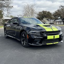 2020 Dodge Charger Sxt