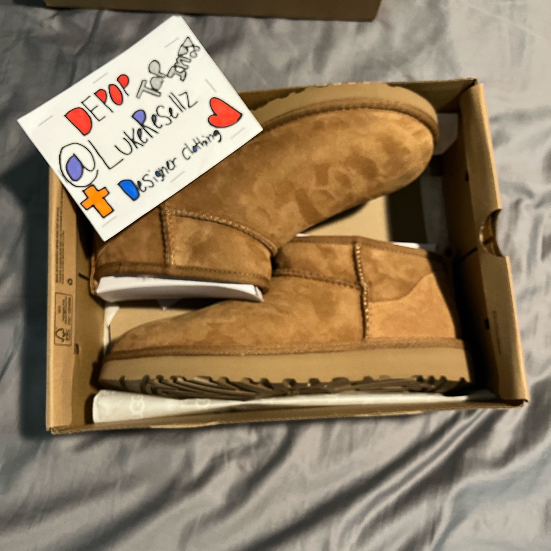 Uggs Boots TWO SIZE 9 ONE SIZE 7