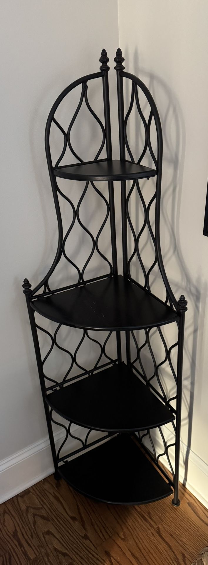 Corner Shelve Cabinet