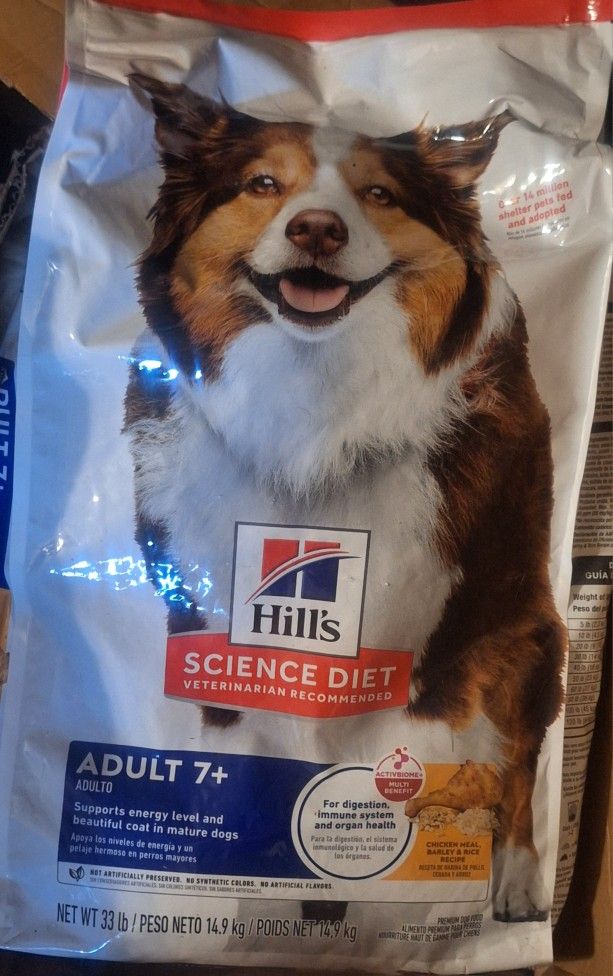 BRAND NEW NEVER OPENED 33LB BAG OF HILL'S SCIENCE DOG FOOD