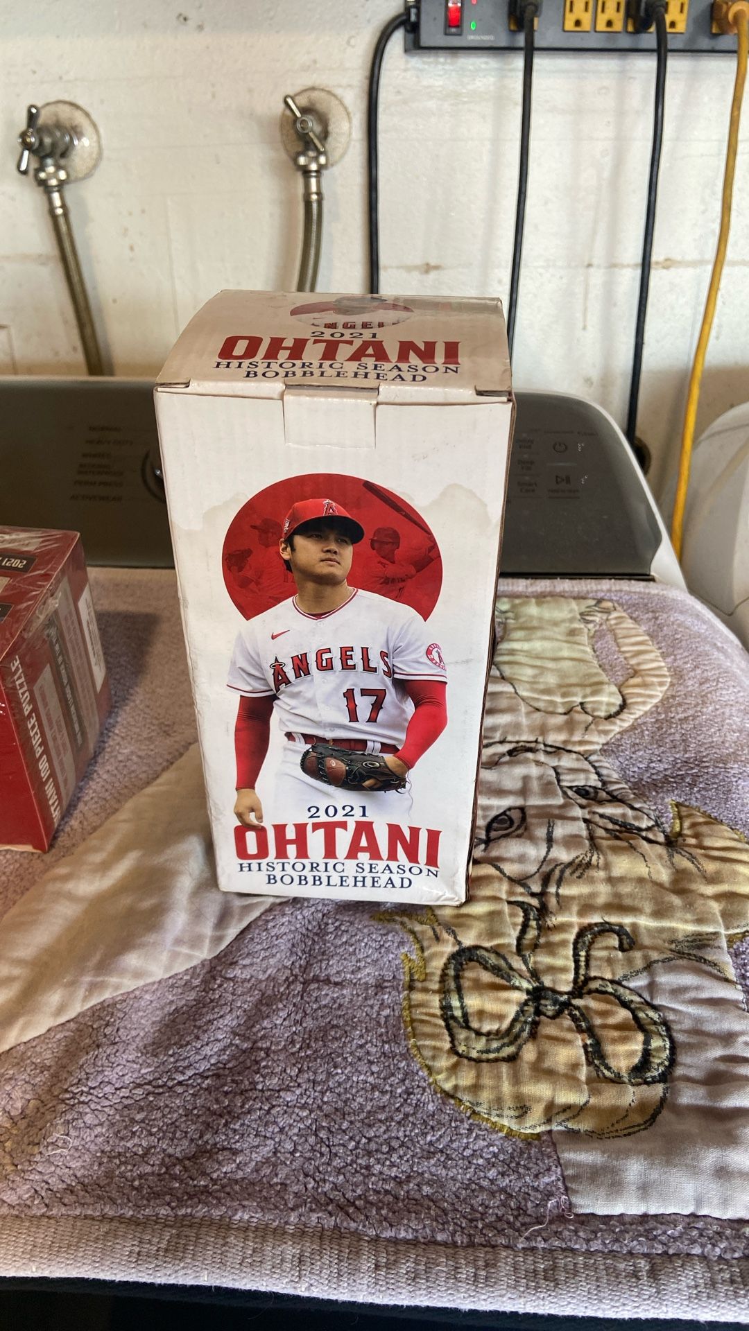 2021 OHtani Bobble Head And OHtani 100 Piece Puzzle