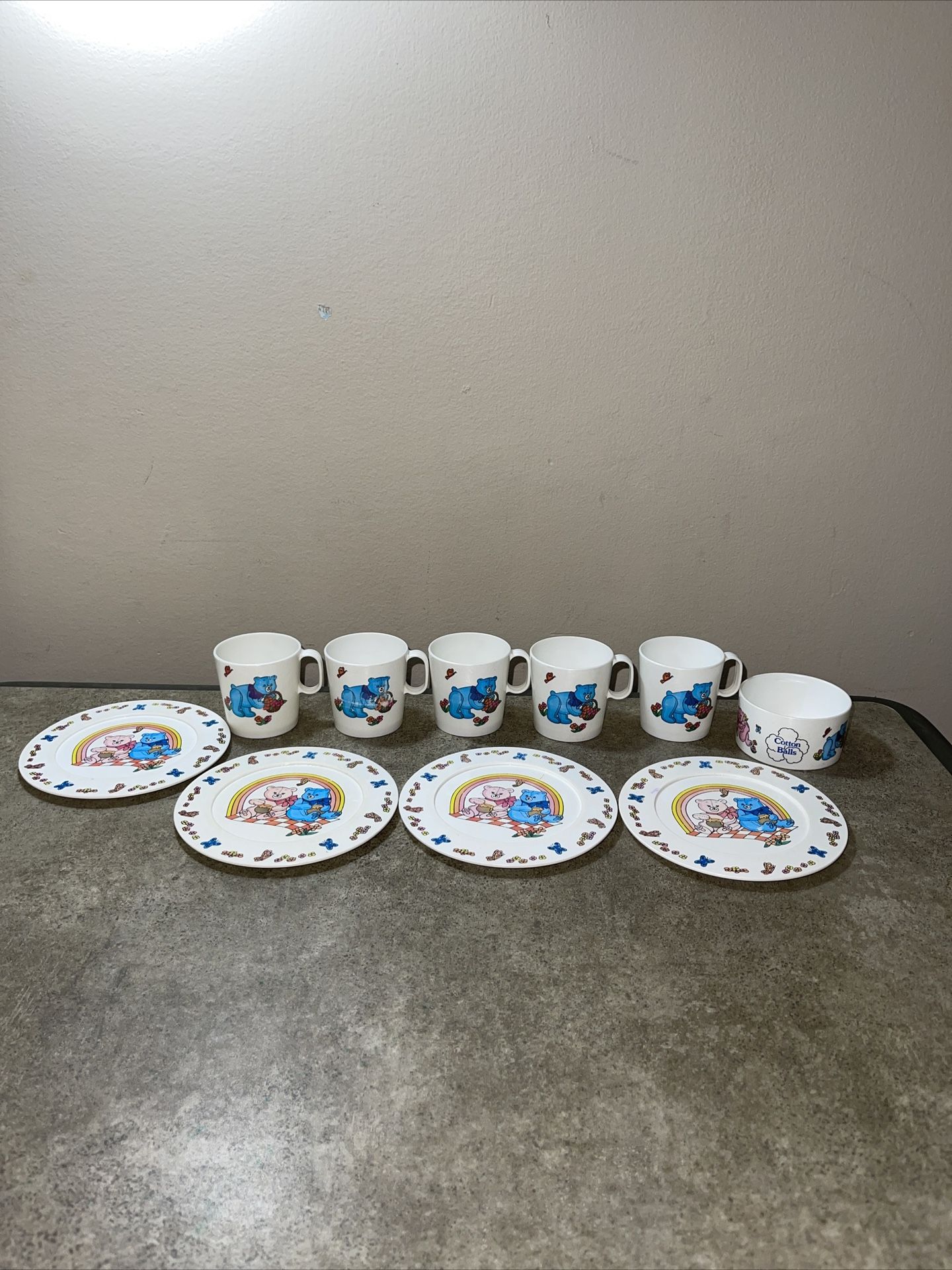 Vintage Chilton Plastic Pink And Blue Bears Children’s Cups And Plates