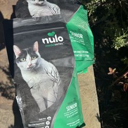 Nulo Cat Food