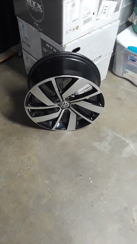 VW Jetta GLI 18"×8" Four Wheels