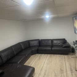 Natuzzi leather couch 