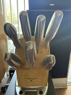 International Supreme Cutlery Knife Block Set
