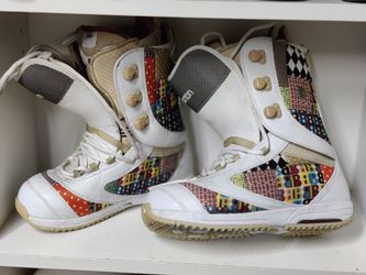 Burton Snowboard Boots Women's Size 11  Men's Size 10 