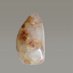 Furuggnous Quartz Pendant (No Chain)
