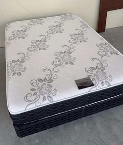 Set Full Size Mattress And Box Spring 