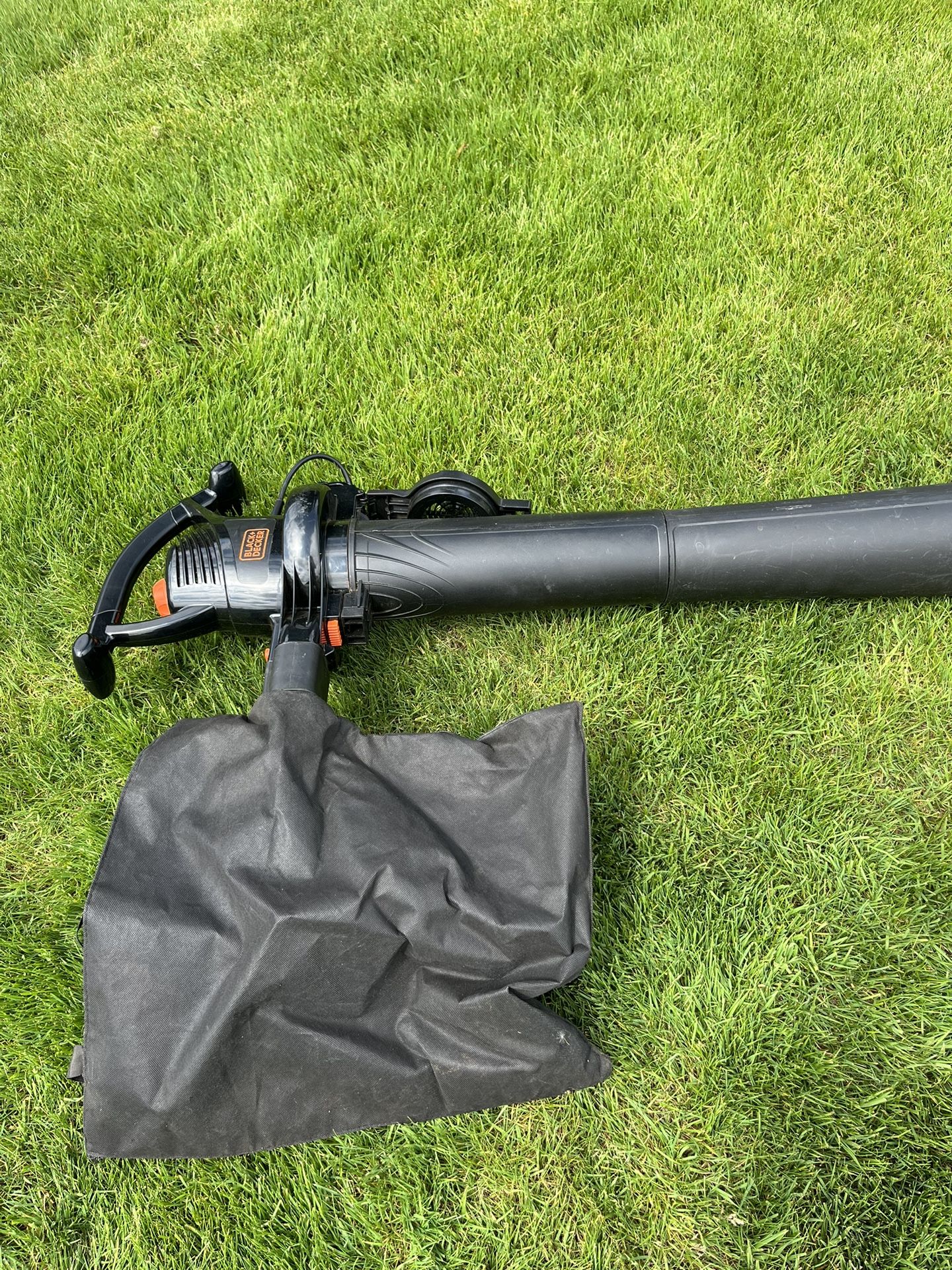 Black & Decker Corded 3 In 1 Leaf blower, Vacuum, Mulcher