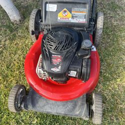 Lawn Mower Ruaning 200 Dlls