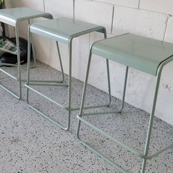 Set Of 3 Metal Bar Stools