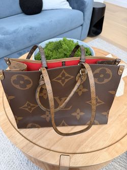 Louis Vuitton Onthego MM