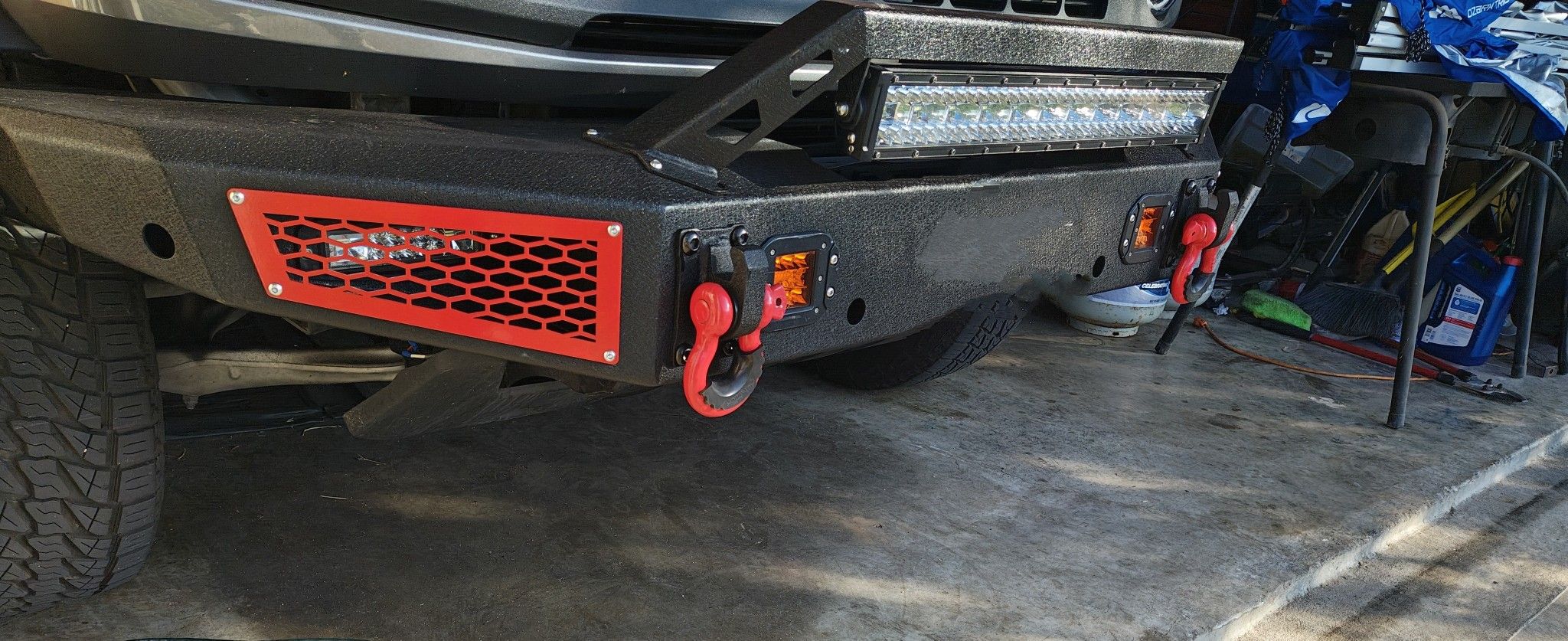 Bumper With Winch Plate And Lights