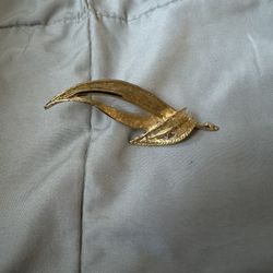 Vintage Broche
