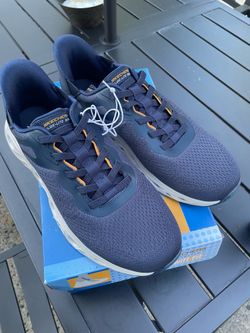 Men’s sneakers size 12