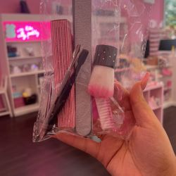 Nail Bundle
