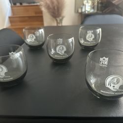 Set Of 5 Glass Redskin Cups
