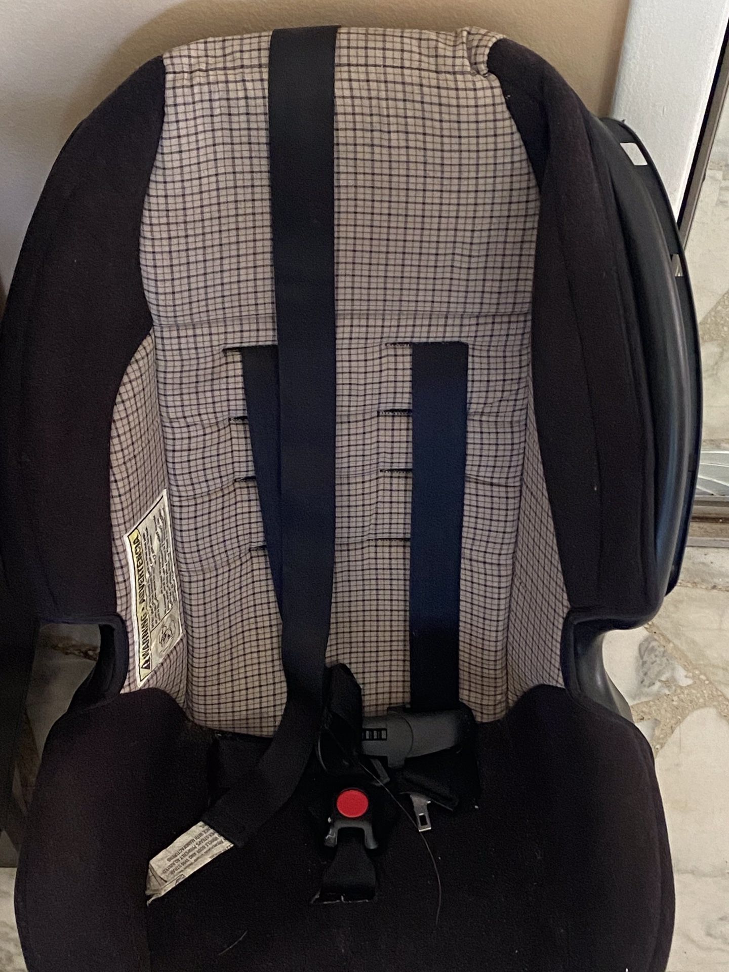 CLEAN, lightly-used Stylish Kids’ Car Seat