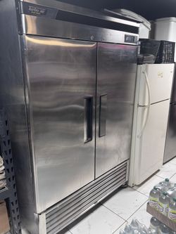 Commercial Two-Door Refrigerator