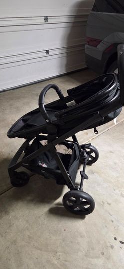 Lithe V2 light weight travel stroller