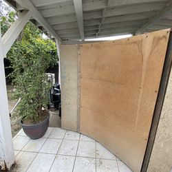 Quarter pipe and spine