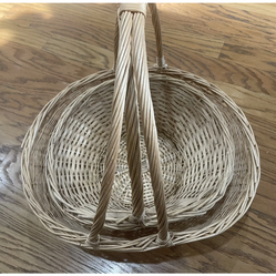 Easter Vintage Wicker Baskets (2) Handles Home Decor Or Easter Use Decoration Organization