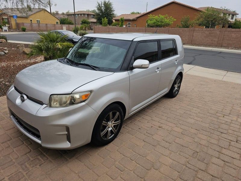 2012 Toyota Scion xB