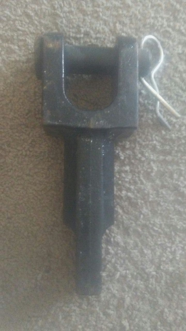Peterbilt tow hitch