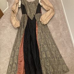 Medieval Dress Quality Material Size 6