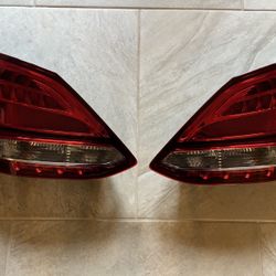 2015-2018 Genuine OEM Mercedes-Benz C300 Base Taillights