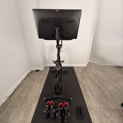 Peloton Bike with Weights & Cycling Shoes and 6 months of subscription included