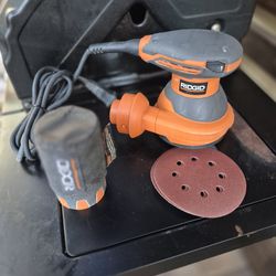 RIDGID 5" ORBITAL SANDER