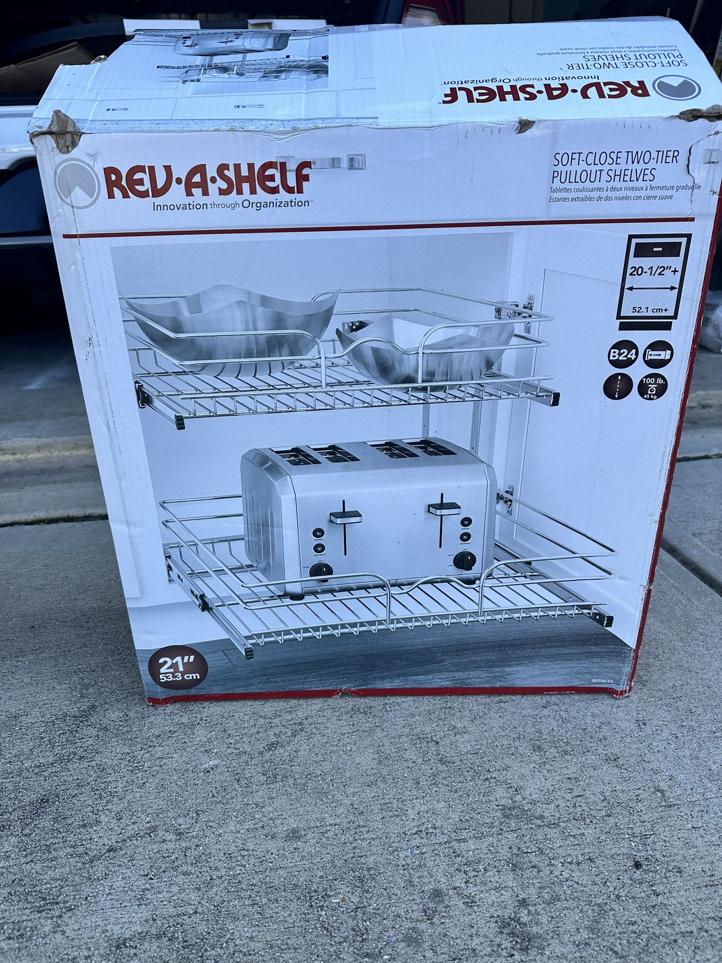 Pullout shelves