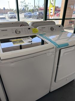 Samsung Washer & Electric Dryer Set