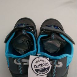 Boys Shoes Size 3