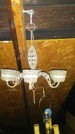 Hanging chandelier candle holder