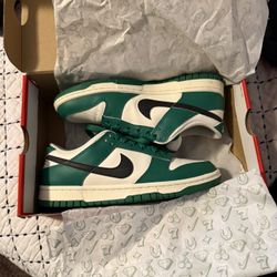 Nike Dunk SE Lottety Verde Zise 8 Men