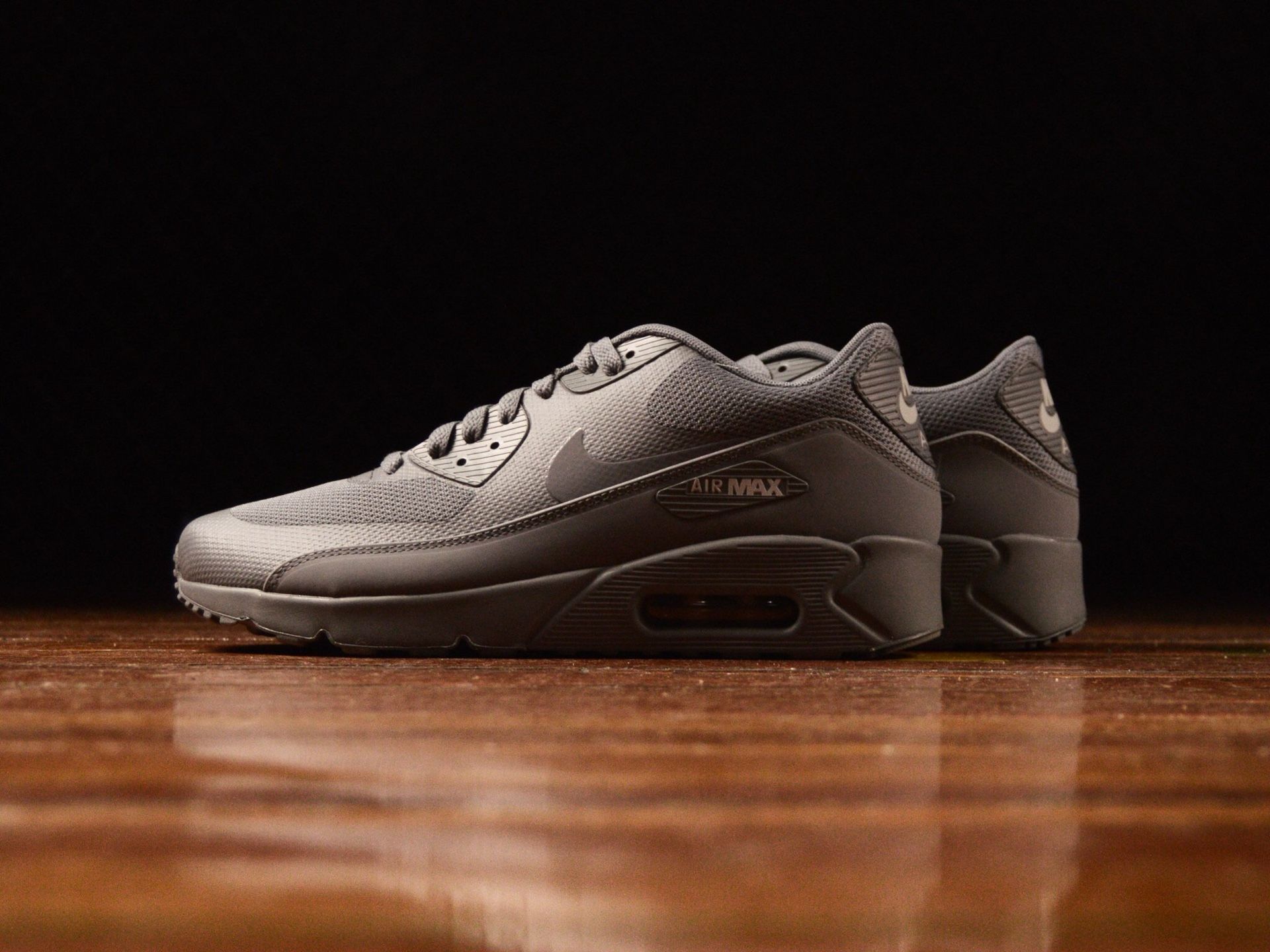 Nike Air Max 90 Ultra 2.0 Grey Running Shoes