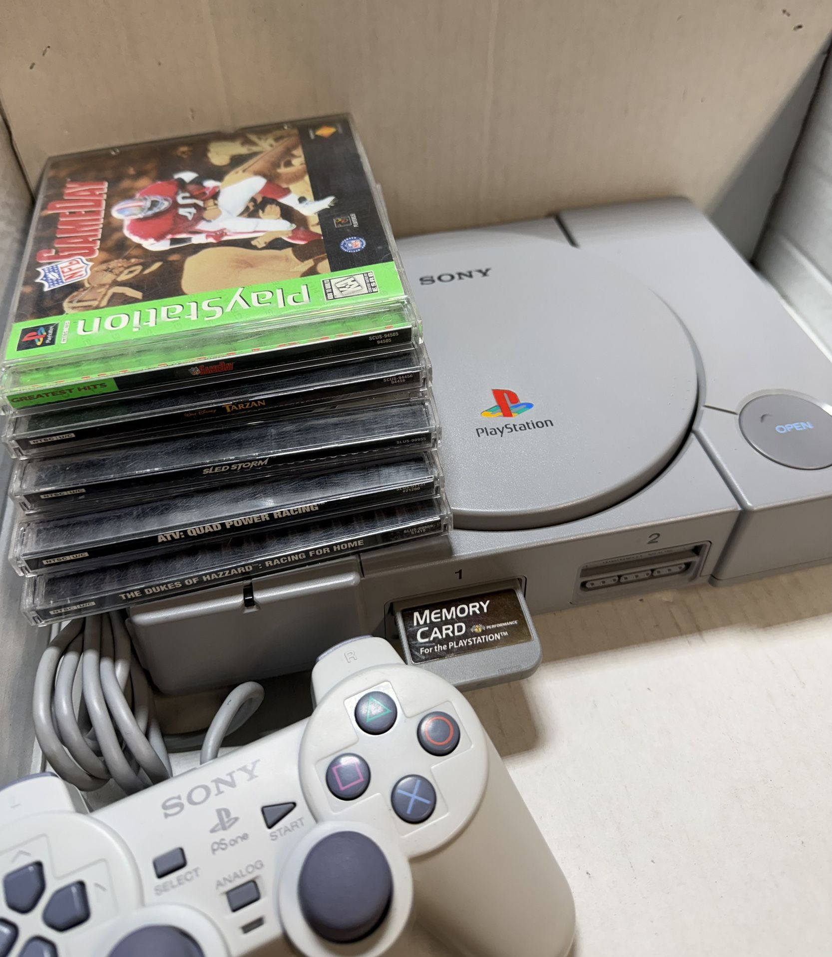 PlayStation 1 Ps1 With Controller Memory Card 5 Games