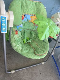 Fisher-Price Rainforest Open Top Take-Along Swing with Music and Mobile