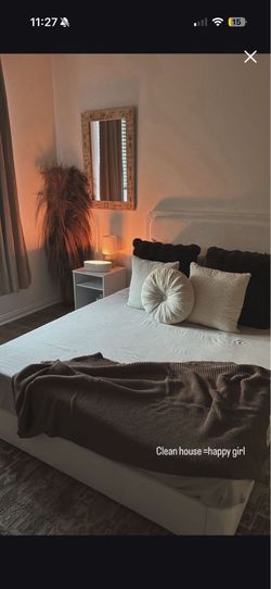 Queen size bed!