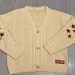 TAYLOR SWIFT HOLIDAY SWEATER