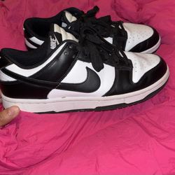 Nike Dunks 