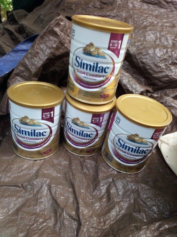 4 Large (820g) Cans Of Baby Formula For Sale