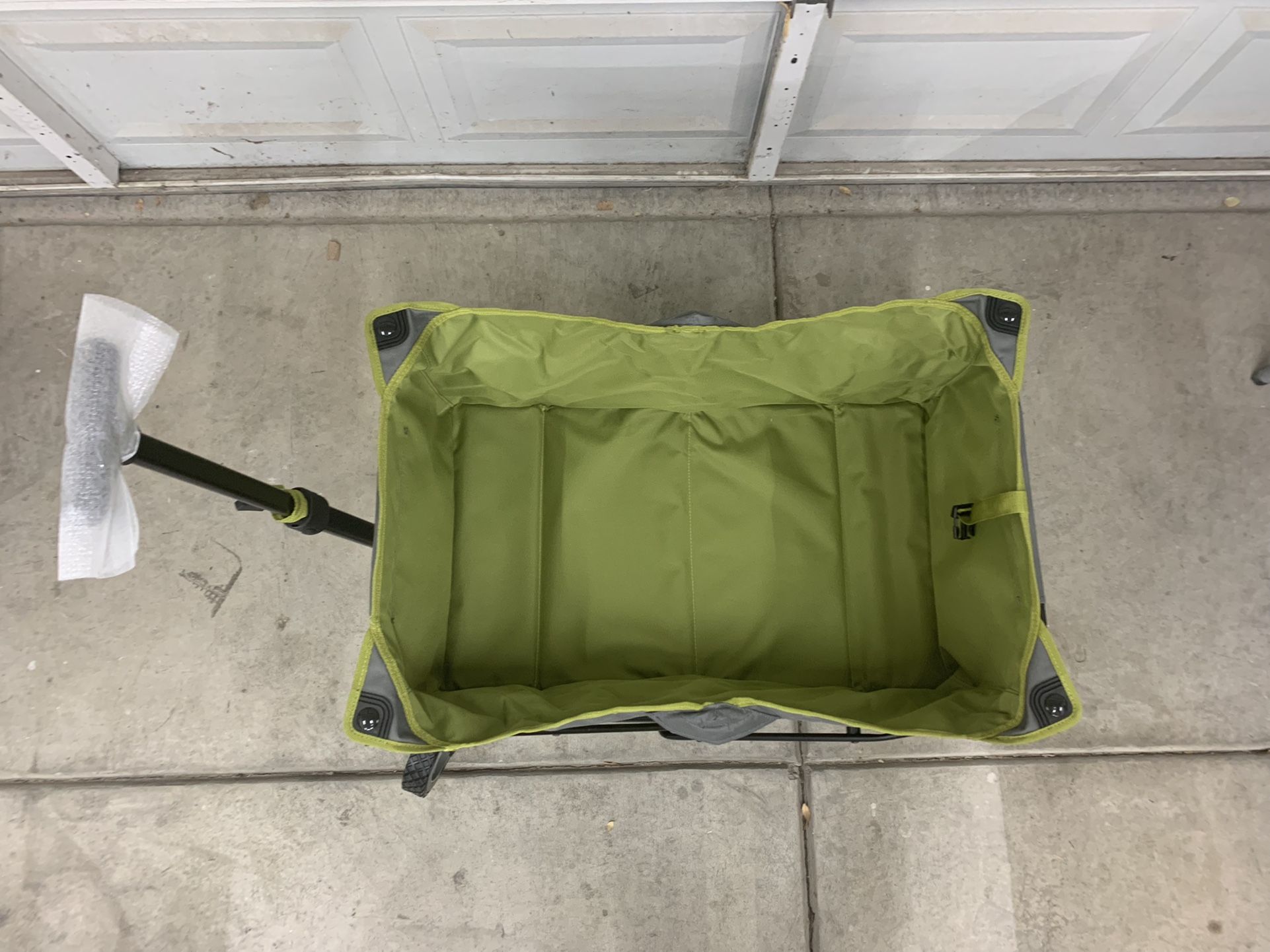 Topi Sport Utility Wagon Folding Beach Cart Green for Sale in Ripon