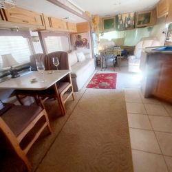 2003 National Dolphin XL