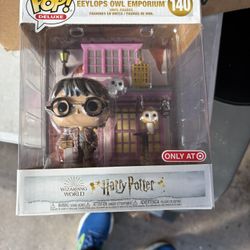 Funko POP! Deluxe: Harry Potter Diagon Alley - Eeylops Owl Emporium with Harry