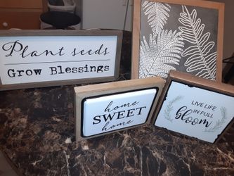 Home accent lot